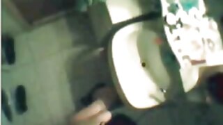 لزبین‌ها سعی می‌کنند تا رهبر را فریب دهند، اما پیشنهادی دریافت می‌کنند که نمی‌توانستند کوس پارتی رد کنند