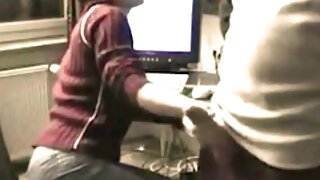 یک مادر ژاپنی و دو سگس پارتی گل میخ جوان